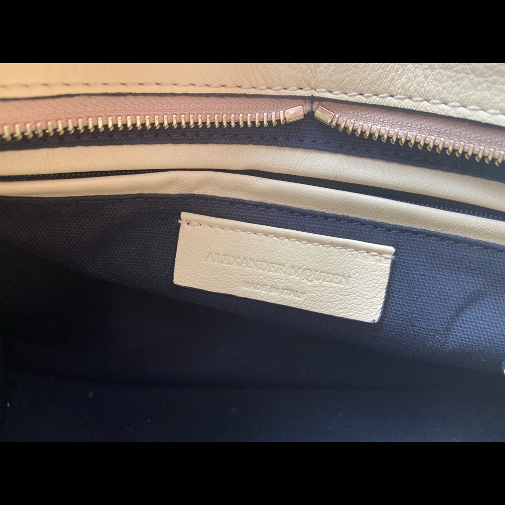 Authentic Alexander McQueen Top Handle Bag - Picture 5 of 16